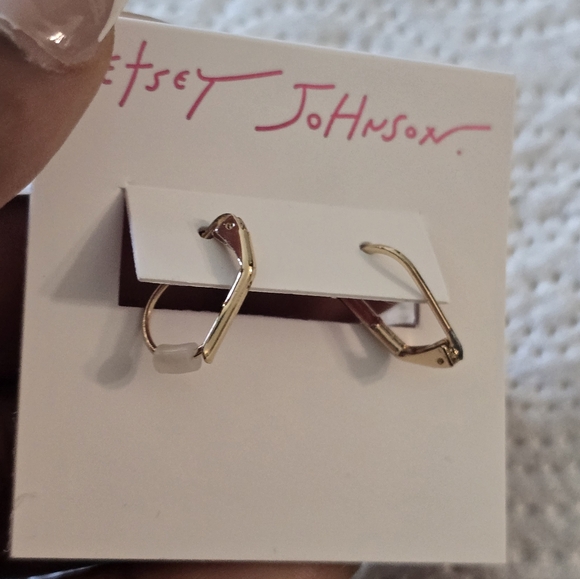 Betsey Johnson Gold Tone Earrings Women New - Picture 2 of 6